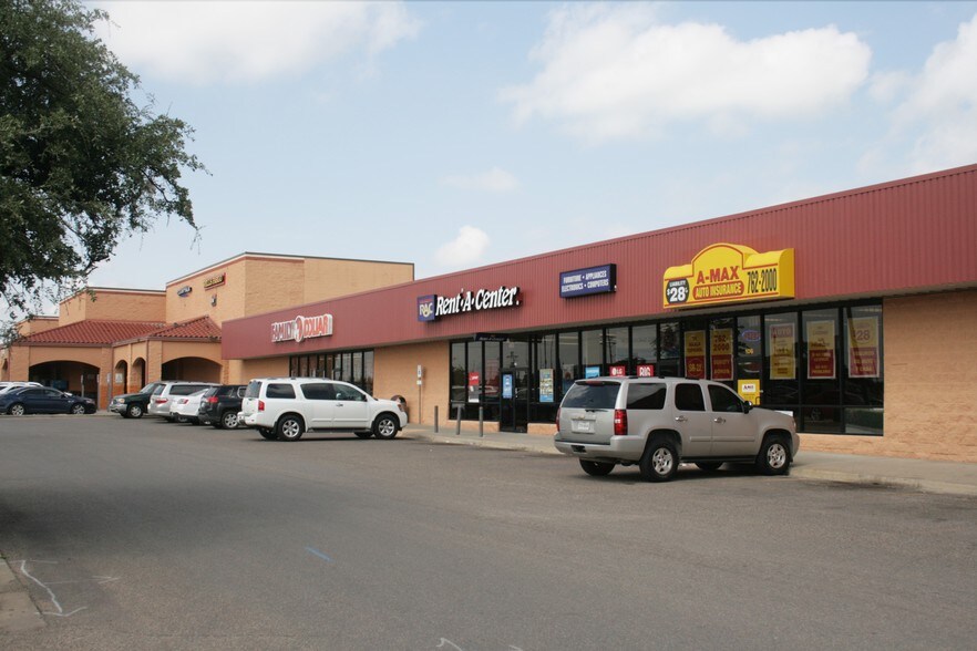 More Photos Of 112 N University Ave, Lubbock Service Station For Lease