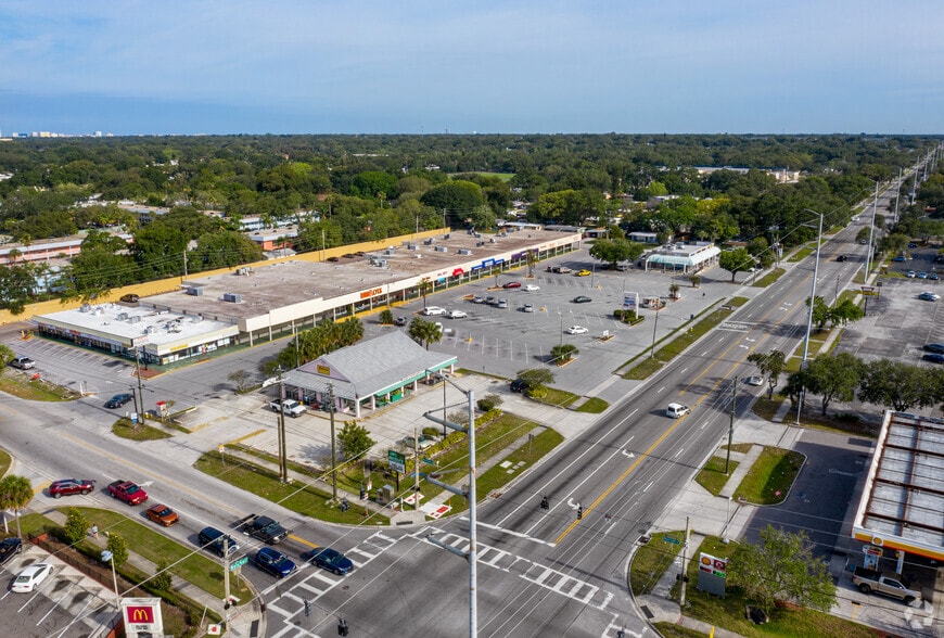 More Photos Of 1492 S Belcher Rd, Clearwater Unknown For Lease