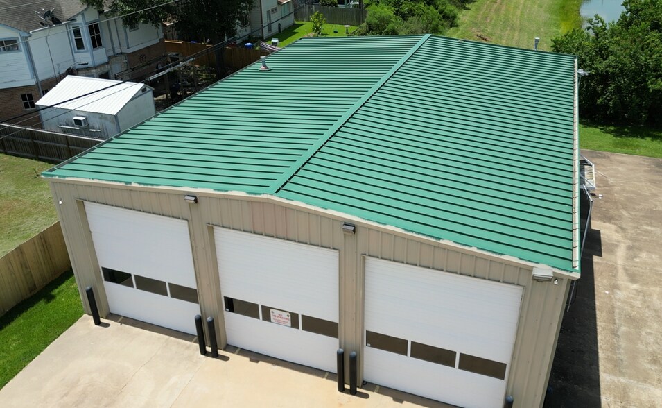 Primary Photo Of 8134 Dowdell Rd, Tomball Warehouse For Sale