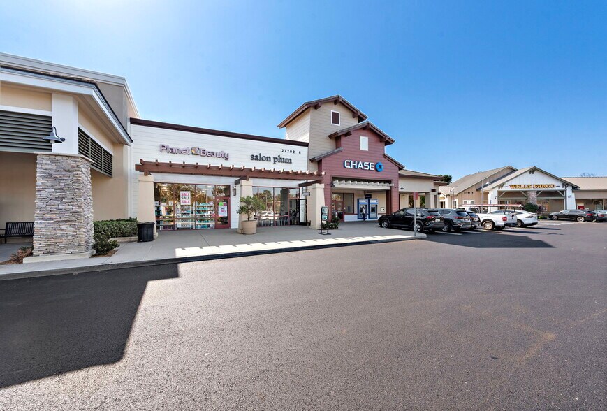 More Photos Of 27702 Crown Valley Pkwy, Ladera Ranch Unknown For Lease