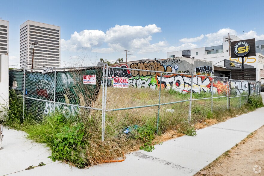 More Photos Of 1656 Sawtelle Blvd, Los Angeles Land For Sale