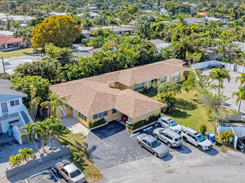 Primary Photo Of 4410 NE 19th Ter, Fort Lauderdale Apartments For Sale