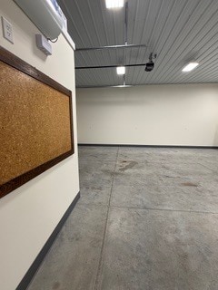 More Photos Of 3137 N Westbury Village Dr, Bloomington Warehouse For Lease