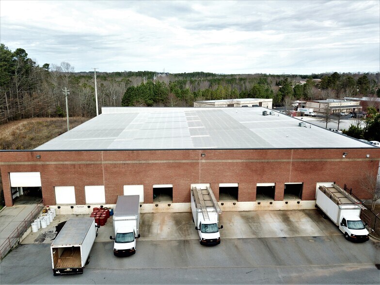 More Photos Of 5355-5356 Palmero Ct, Buford Distribution For Lease