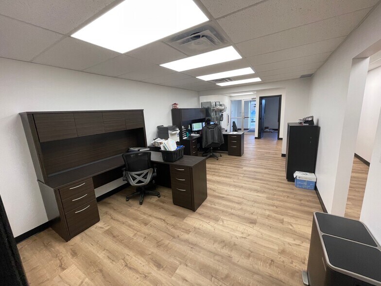 More Photos Of 7896 49 Ave, Red Deer Warehouse For Sale