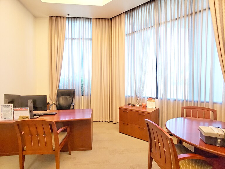 More Photos Of 6001 E Washington Blvd, Commerce Medical For Lease