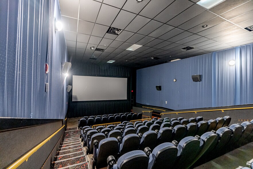 More Photos Of 250 Breighton Cir, Shelbyville Movie Theatre For Sale