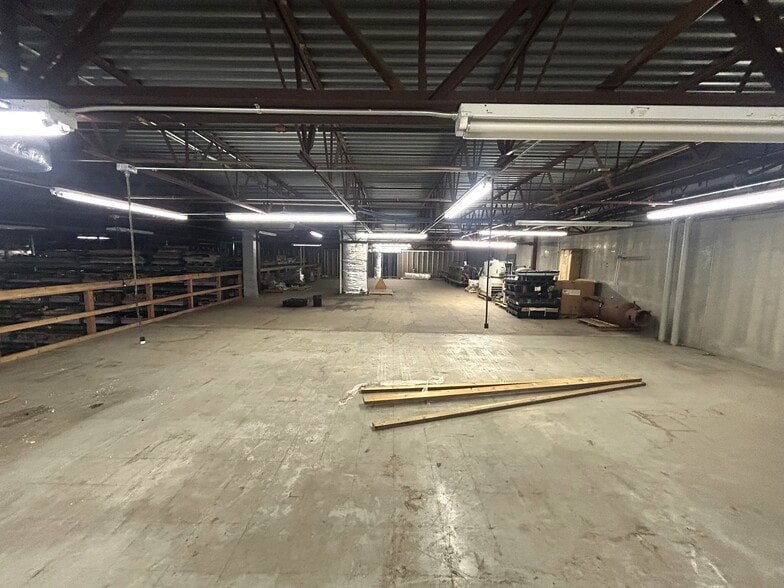 More Photos Of 715 Progress Way, Sun Prairie Warehouse For Lease