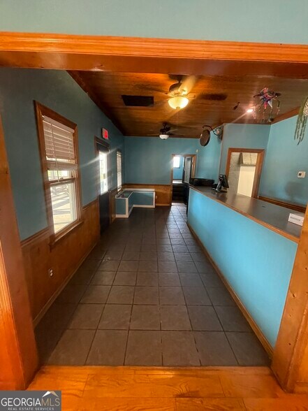 More Photos Of 406 N Piedmont Ave, Rockmart Restaurant For Sale