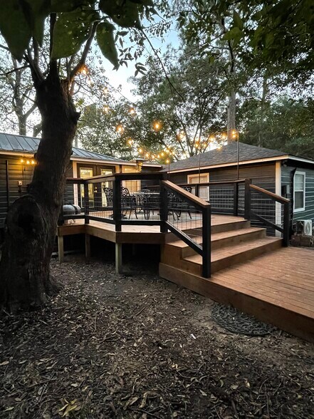 More Photos Of 18002 Kuykendahl Rd, Spring Showroom For Sale