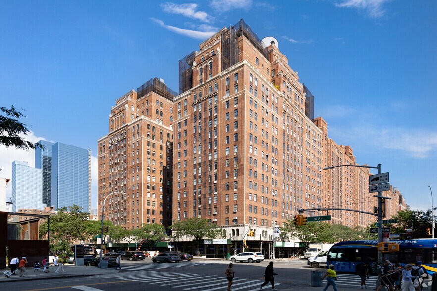 Primary Photo Of 219 9th Ave, New York Apartments For Sale