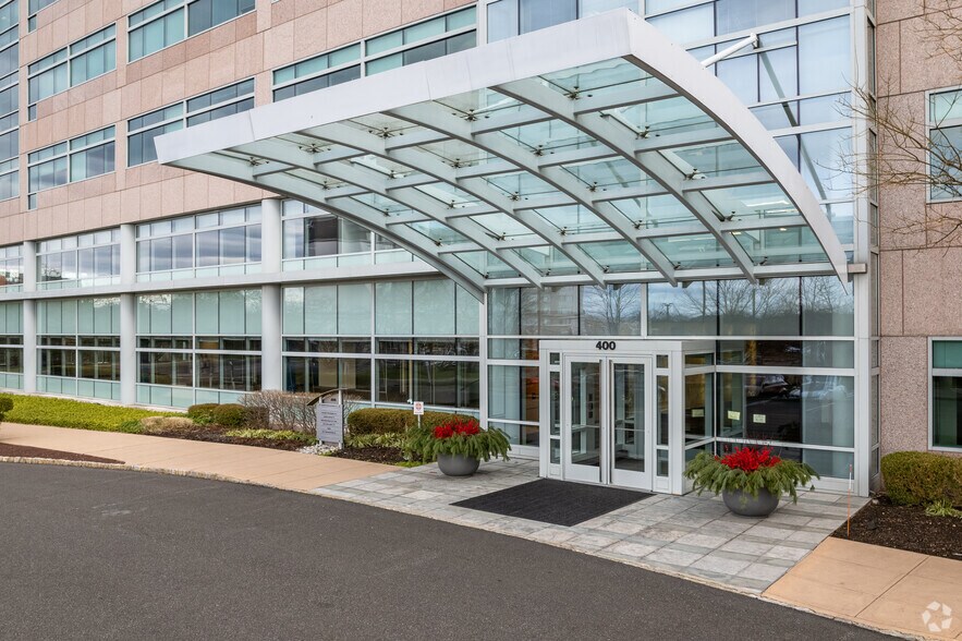 More Photos Of 200 Crossing Blvd, Bridgewater Unknown For Sale