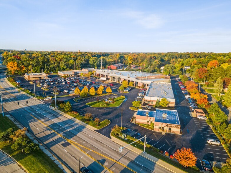 More Photos Of 6302-6347 University Commons, South Bend Medical For Lease