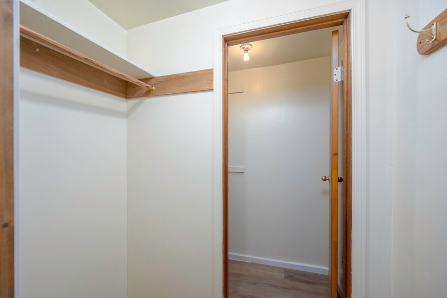 More Photos Of 315 Main Ave E, Soap Lake General Retail For Sale