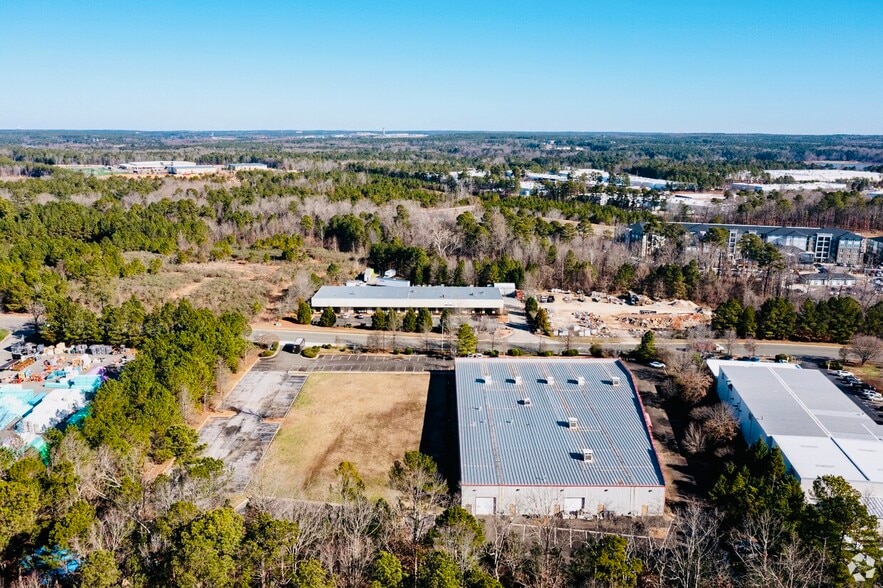More Photos Of 117 International Dr, Morrisville Showroom For Lease
