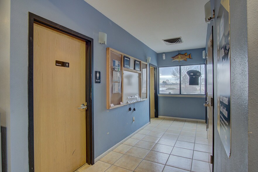 More Photos Of 720 Platte River Blvd, Brighton Carwash For Sale