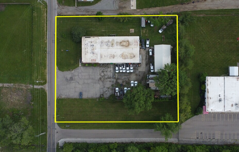 More Photos Of 1705 Guenther Rd, Dayton Flex For Sale