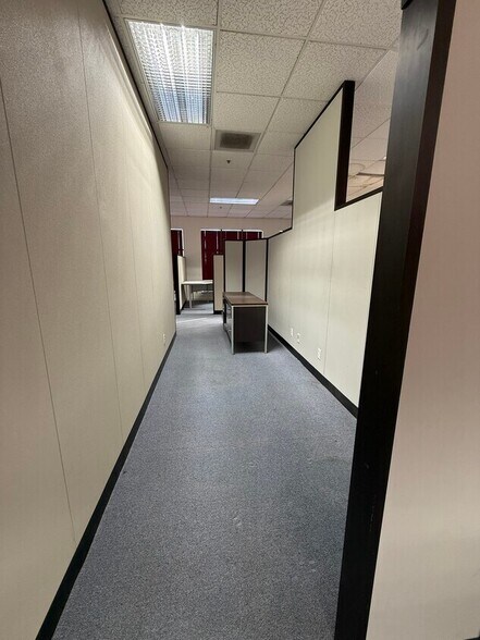 More Photos Of 2150 Mariner Square Dr, Alameda Office For Lease