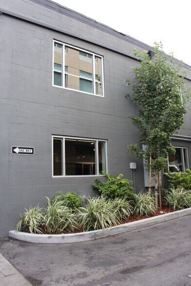More Photos Of 228 Lorton Ave, Burlingame Loft Creative Space For Lease