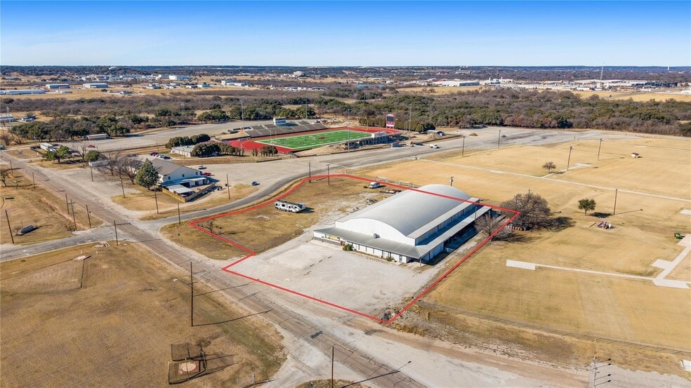 More Photos Of 3300 Milam Dr, Brownwood Industrial For Sale