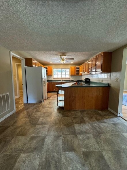 More Photos Of 751 Hunt St, Ashland Apartments For Sale