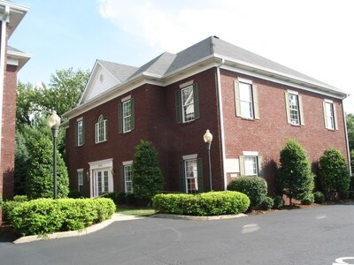 More Photos Of 5811 Bardstown Rd, Louisville Medical For Lease