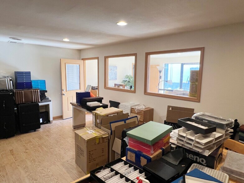 More Photos Of 1049 Shary Cir, Concord Warehouse For Lease