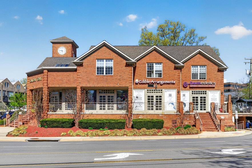 More Photos Of 1400 Chain Bridge Rd, McLean Storefront For Lease