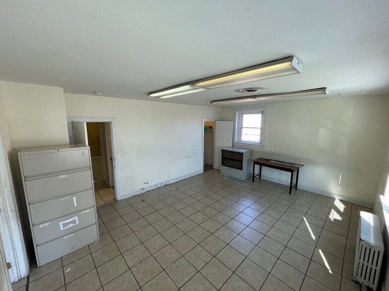 More Photos Of 2010-2012 Rhode Island Ave NE, Washington Storefront Retail Office For Lease