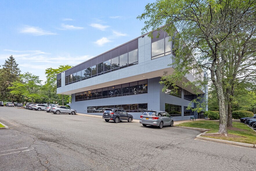 More Photos Of 95 Chestnut Ridge Rd, Montvale Office For Lease