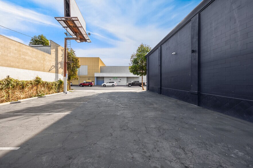 More Photos Of 3613 Gage Ave, Bell Storefront For Sale