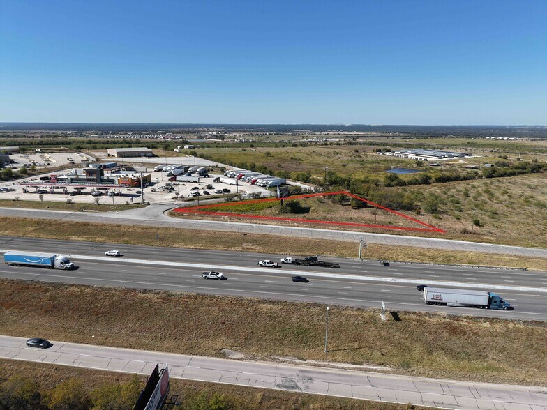 More Photos Of 14001 IH 35 Service rd, Jarrell Land For Sale