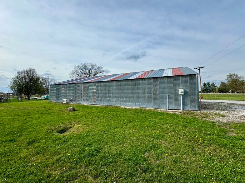 More Photos Of 20884 Pike 307, Bowling Green General Retail For Sale