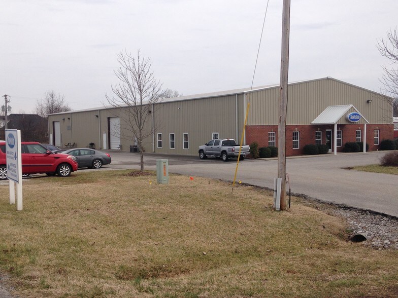 More Photos Of 141 Vanderbilt Ct, Bowling Green Industrial For Sale