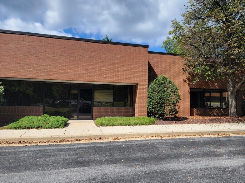 Primary Photo Of 7610-7616 Standish Pl, Rockville Unknown For Lease