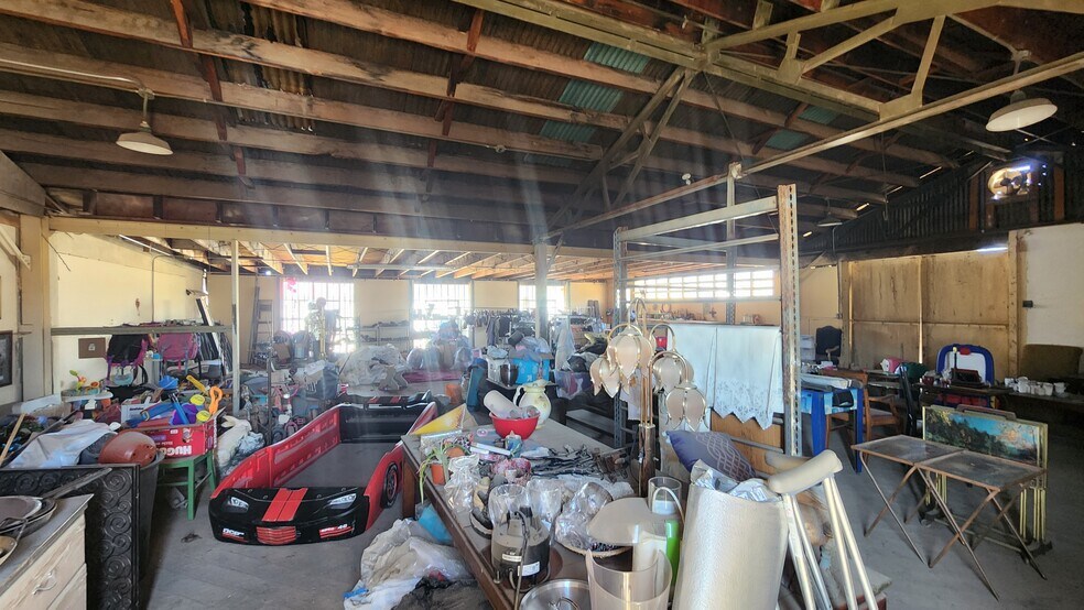 More Photos Of 1433 E Main St, Santa Paula Warehouse For Sale