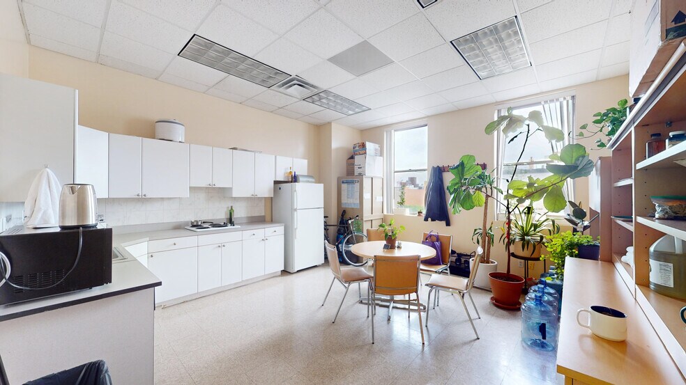 More Photos Of 31-21 31st St, Long Island City Office For Lease