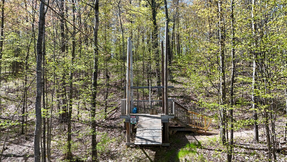 More Photos Of 7849 US Highway 51, Minocqua Sports And Entertainment For Sale