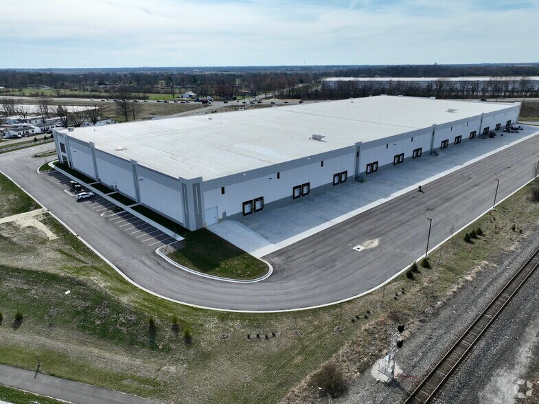 More Photos Of 9822 E 400 N, Brownsburg Distribution For Lease