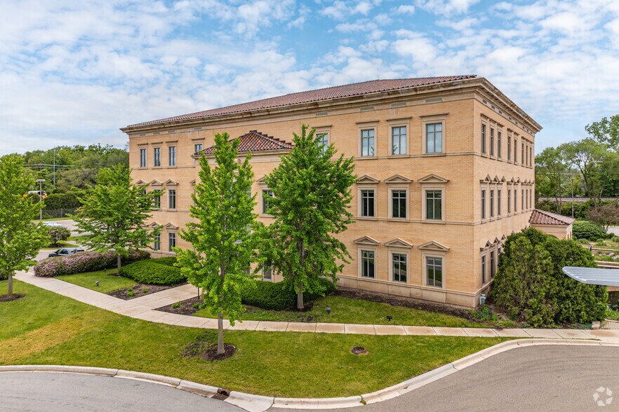 Primary Photo Of 4970 Varsity Dr, Lisle Office For Sale