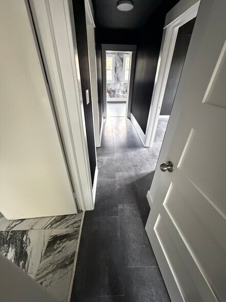 More Photos Of 80 Jefferson St, Monticello Office Residential For Sale