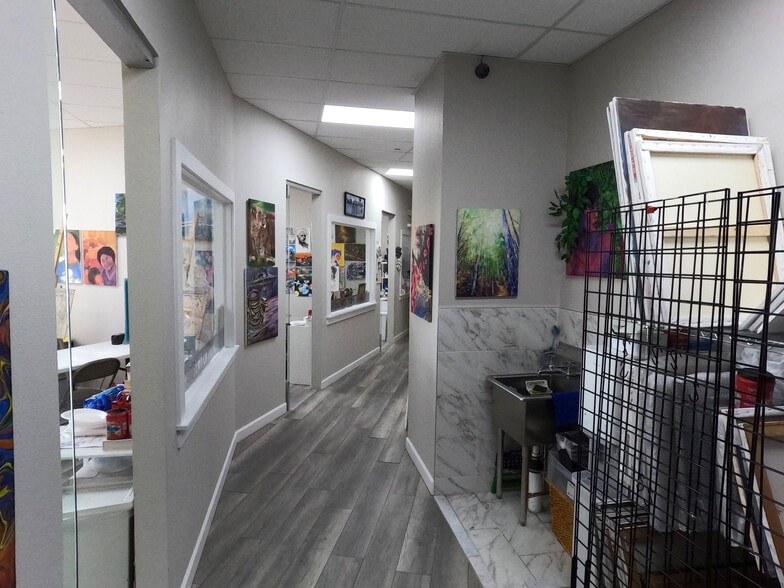 More Photos Of 2520 King Arthur Blvd, Lewisville Storefront For Sale