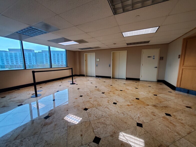 More Photos Of 30-56 Whitestone Expy, Flushing Office For Sale