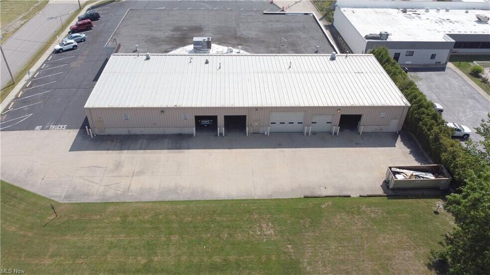 More Photos Of 938 Lorain Blvd, Elyria General Retail For Sale