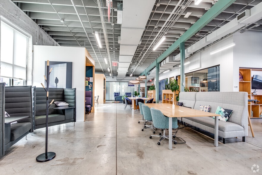 More Photos Of 121-135 Washington Ave N, Minneapolis Loft Creative Space For Lease