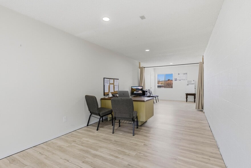 More Photos Of 4305 E Highway 260, Payson Self Storage For Sale