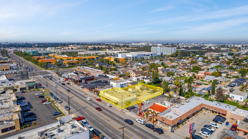More Photos Of 1627 W Carson St, Torrance Storefront Retail Office For Sale