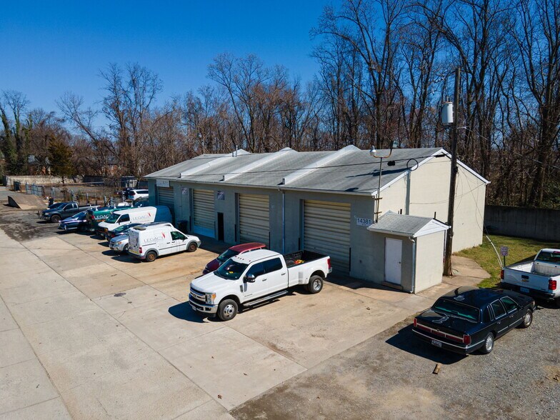 More Photos Of 14401 Pine Ln, Woodbridge Warehouse For Sale