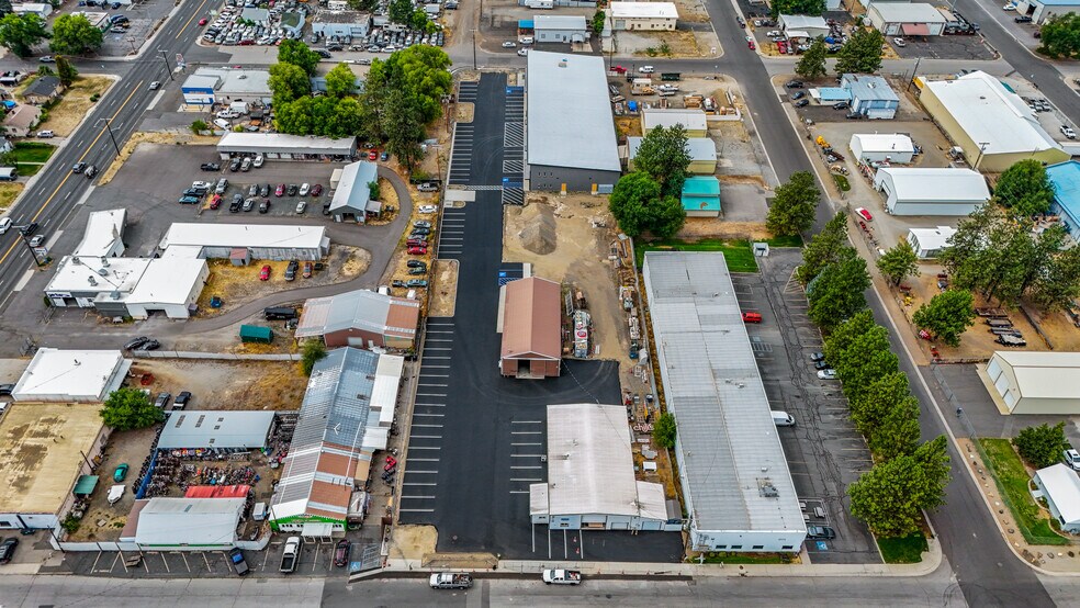 More Photos Of 6401 Pittsburg St, Spokane Warehouse For Lease