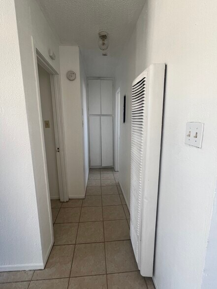 More Photos Of 29867 N 1st St, Barstow Apartments For Sale
